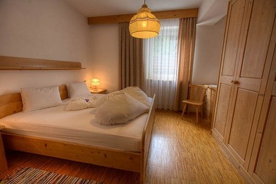 село  Астрахань улица Шушенская дом 68